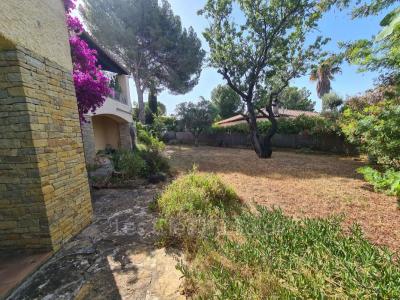 For sale Sanary-sur-mer 3 rooms 101 m2 Var (83110) photo 0