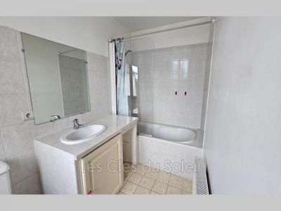 For sale Brignoles 4 rooms 95 m2 Var (83170) photo 4