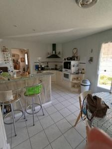 For sale Nieulle-sur-seudre 6 rooms 160 m2 Charente maritime (17600) photo 2