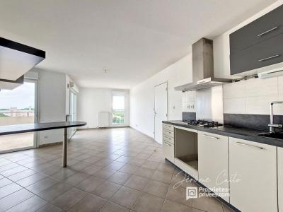 For sale Nimes 3 rooms 66 m2 Gard (30000) photo 1