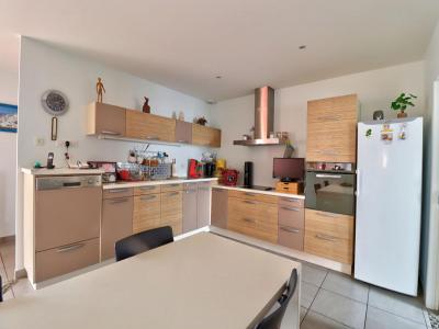 For sale Prahecq 5 rooms 151 m2 Deux sevres (79230) photo 1