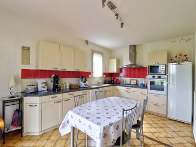 For sale Saint-marc-la-lande 4 rooms 107 m2 Deux sevres (79310) photo 3