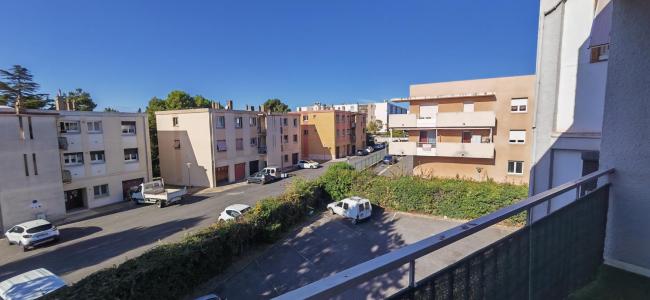 For sale Beziers 4 rooms 76 m2 Herault (34500) photo 1