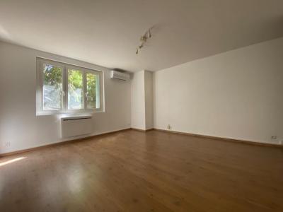 For rent Avignon 2 rooms 63 m2 Vaucluse (84000) photo 0