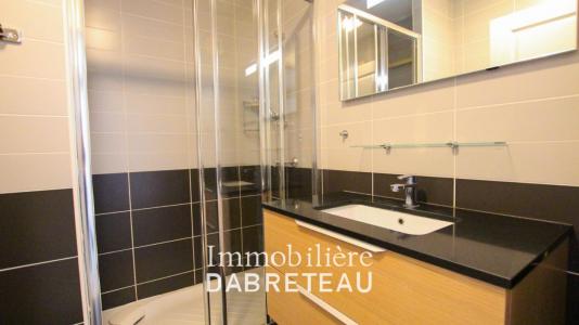 For rent Lyon-3eme-arrondissement 3 rooms 65 m2 Rhone (69003) photo 4