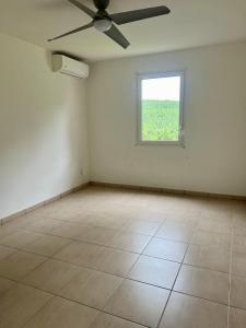 For sale Robert 3 rooms 66 m2 Martinique (97231) photo 2