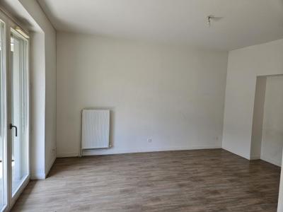 For rent Sedan 3 rooms 712 m2 Ardennes (08200) photo 4