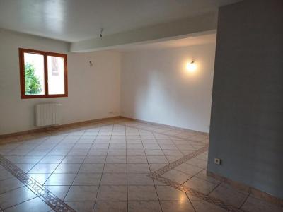 Annonce Location 4 pices Appartement Bouzel 63