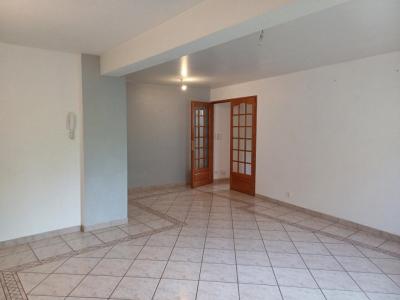 Louer Appartement 114 m2 Bouzel