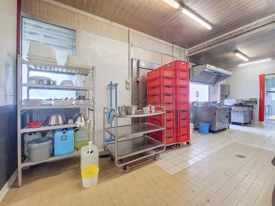 Acheter Local commercial Poligny 250000 euros