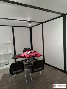 Louer Local commercial 413 m2 Fougeres