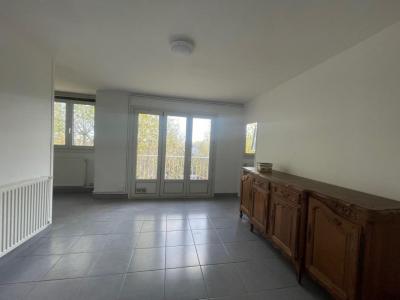 Louer Appartement 62 m2 Loos