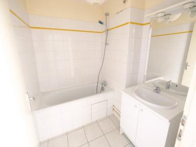 Louer Appartement Saint-etienne 560 euros