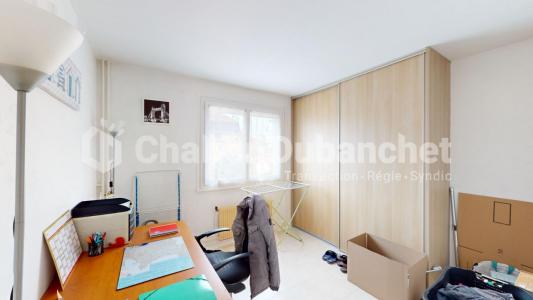 Acheter Appartement 75 m2 Roanne