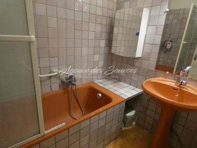 For rent Varages 4 rooms 77 m2 Var (83670) photo 3