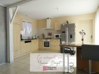 For sale Essarts 7 rooms 140 m2 Vendee (85140) photo 3