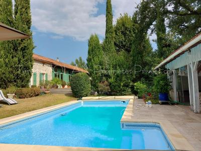 For sale Agen 8 rooms 230 m2 Lot et garonne (47000) photo 2