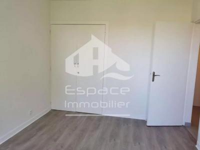 For rent Rochelle 3 rooms 77 m2 Charente maritime (17000) photo 4