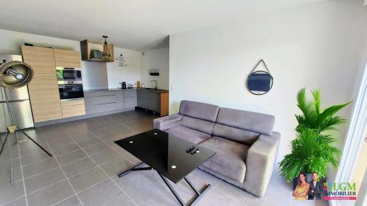 For sale Marsillargues 3 rooms 60 m2 Herault (34590) photo 2