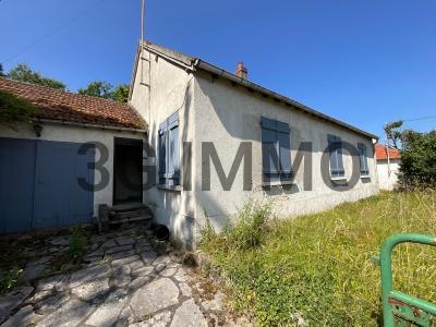 For sale Cosne-cours-sur-loire 4 rooms 66 m2 Nievre (58200) photo 1