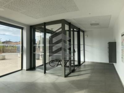 For rent Bordeaux 1380 m2 Gironde (33800) photo 4