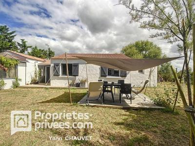 For sale Saint-jean-de-monts 5 rooms 96 m2 Vendee (85160) photo 1