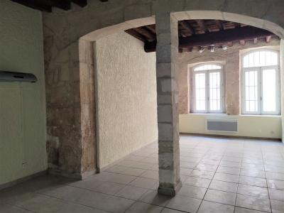 For rent Arles 1 room 37 m2 Bouches du Rhone (13200) photo 0