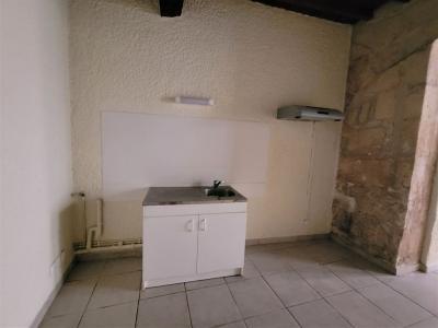 For rent Arles 1 room 37 m2 Bouches du Rhone (13200) photo 4