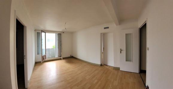 For rent Arles 3 rooms 59 m2 Bouches du Rhone (13200) photo 2