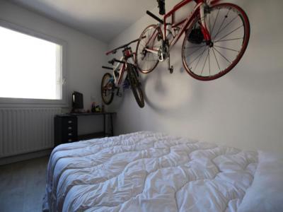 For rent Lyon-8eme-arrondissement 3 rooms 68 m2 Rhone (69008) photo 4