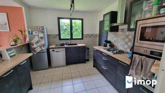 For sale Bourgoin-jallieu 5 rooms 88 m2 Isere (38300) photo 3