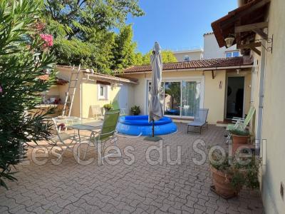 For sale Six-fours-les-plages 6 rooms 125 m2 Var (83140) photo 1