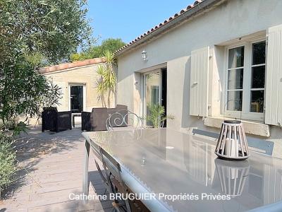 For sale Saint-sauveur-d'aunis 7 rooms 258 m2 Charente maritime (17540) photo 0