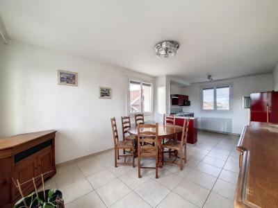 For sale Mions 4 rooms 77 m2 Rhone (69780) photo 4