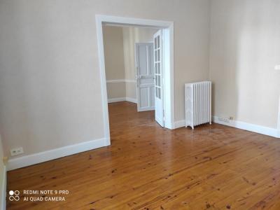 For rent Clermont-ferrand 5 rooms 126 m2 Puy de dome (63000) photo 2