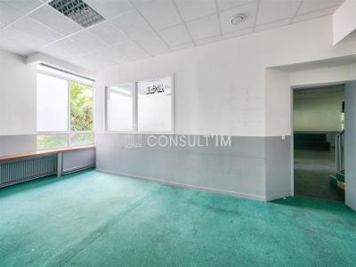 Annonce Location Local commercial Kremlin-bicetre 94