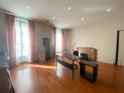 For rent Paris-3eme-arrondissement 35 m2 Paris (75003) photo 2