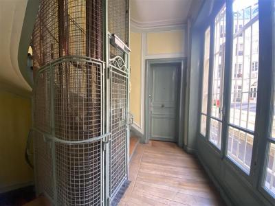 For rent Paris-3eme-arrondissement 35 m2 Paris (75003) photo 3