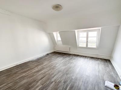 For rent Paris-1er-arrondissement 144 m2 Paris (75001) photo 3