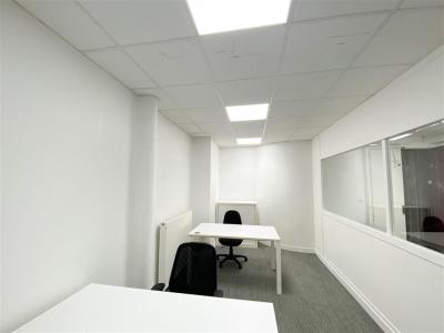 Louer Bureau Paris-9eme-arrondissement 42300 euros