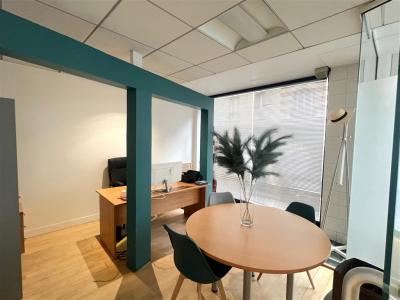 For sale Paris-17eme-arrondissement 385 m2 Paris (75017) photo 1