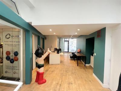 For sale Paris-17eme-arrondissement 385 m2 Paris (75017) photo 2