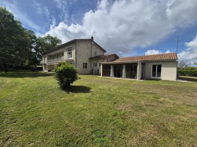 Annonce Vente 12 pices Maison Roullet-saint-estephe 16