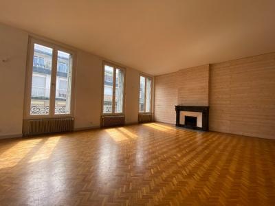 For sale Saint-etienne 5 rooms 161 m2 Loire (42000) photo 2