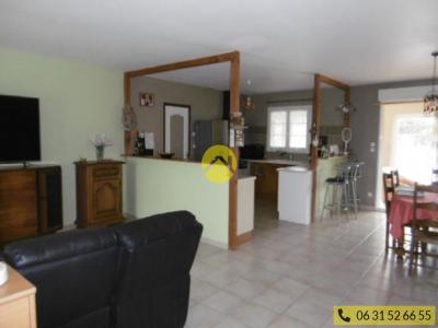 For sale Blanc 4 rooms 96 m2 Indre (36300) photo 3