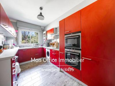 Acheter Appartement Beaurecueil 499000 euros