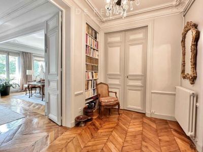 For sale Paris-5eme-arrondissement 5 rooms 148 m2 Paris (75005) photo 3