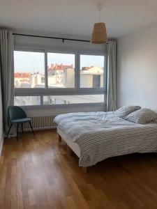 For rent Lyon-6eme-arrondissement 3 rooms 70 m2 Rhone (69006) photo 2