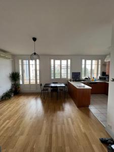 Louer Appartement 9 m2 Lyon-3eme-arrondissement