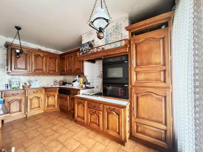 For sale Cluses 3 rooms 75 m2 Haute savoie (74300) photo 2